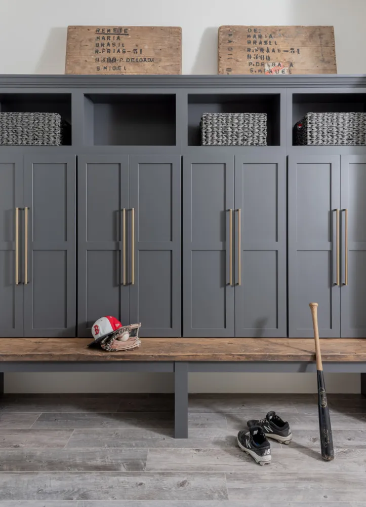 Acushnet Modern Farmhouse