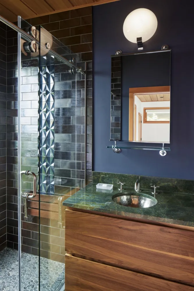 Falcon Cove Residence