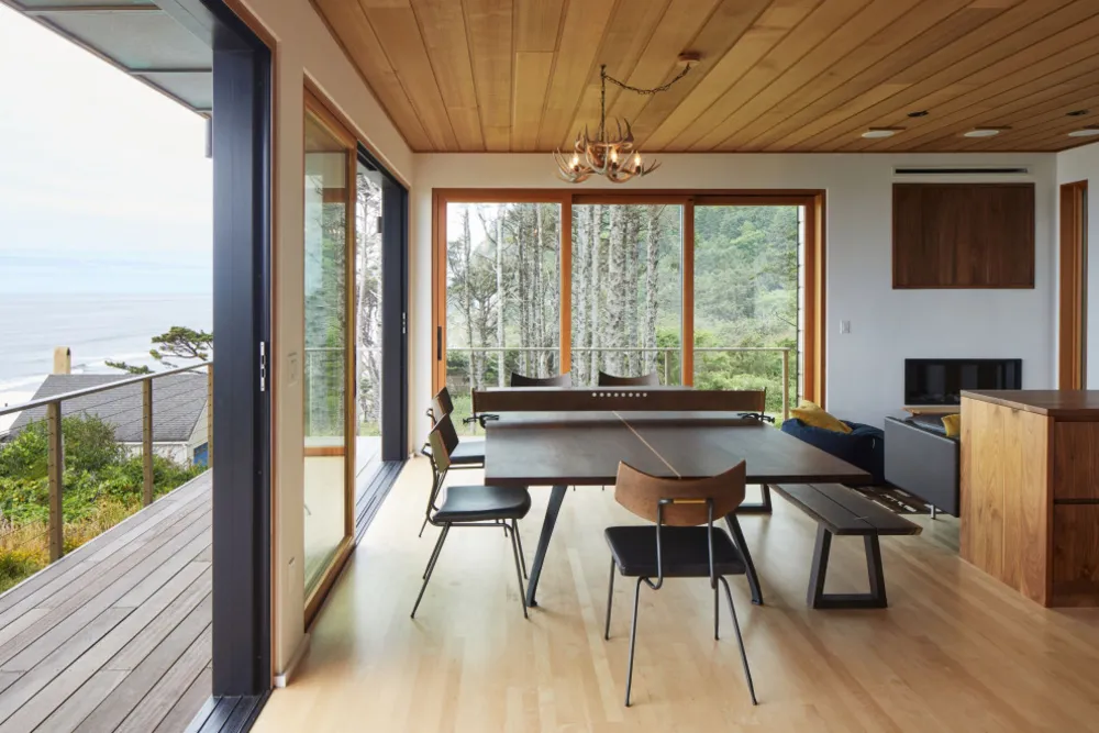 Falcon Cove Residence