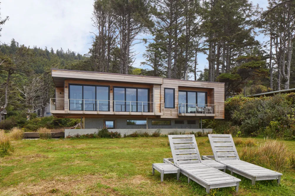 Falcon Cove Residence