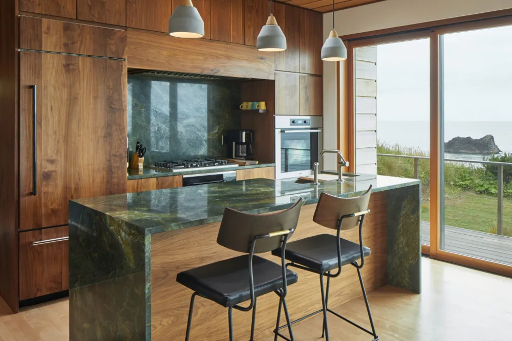 Falcon Cove Residence