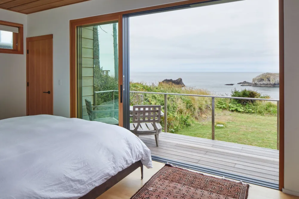 Falcon Cove Residence