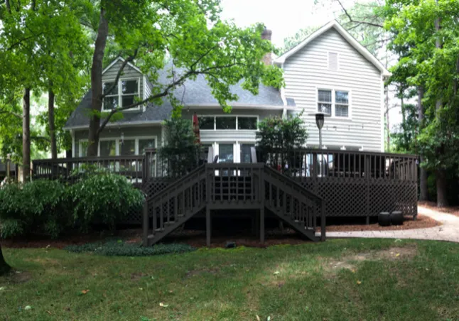 Deck der Woche: Speisen, Sonnen und Faulenzen am Lake Norman