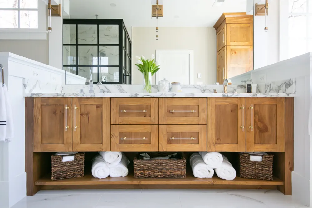 Скляна сітка з мармуру арабаскато для ванної кімнати