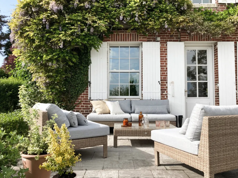 Avant/Après: Lumière et charme pour maison de maîtres normande