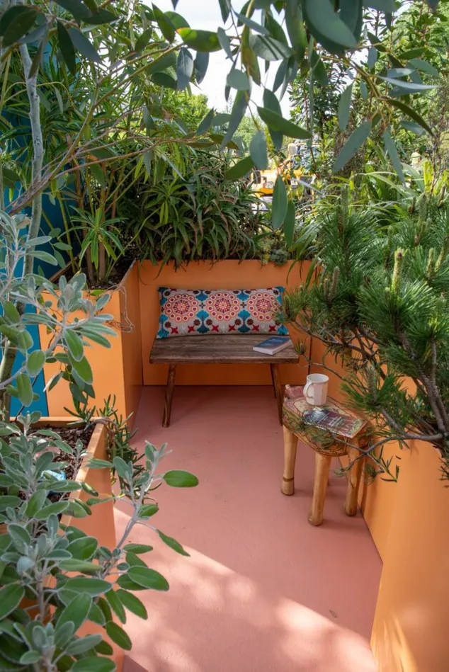 Den blå trädgården av Tom Wilkes-Rios