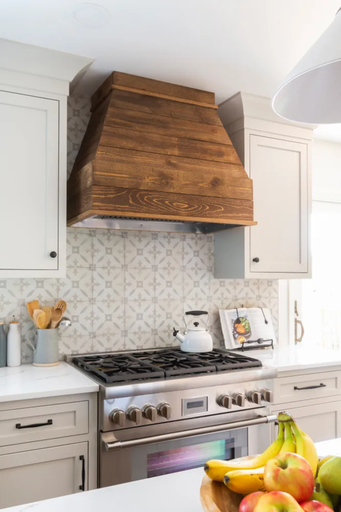 Varmt bondehuskøkken - Basking Ridge, NJ