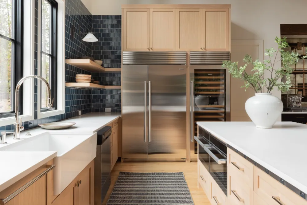 Sluneční řeka | Moderní statek