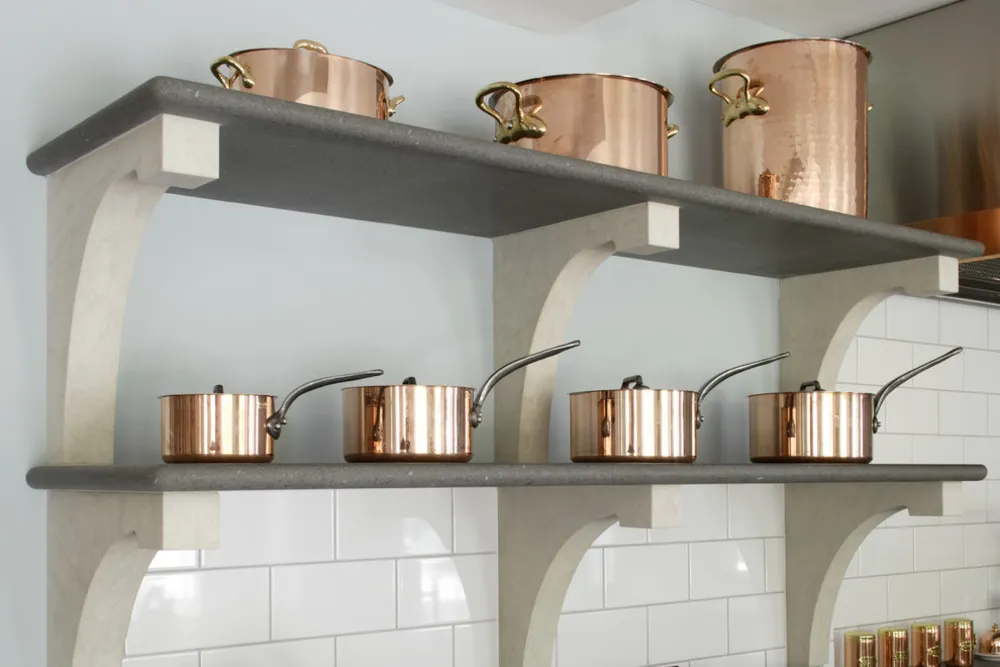 Stenhylder og kobbergryder