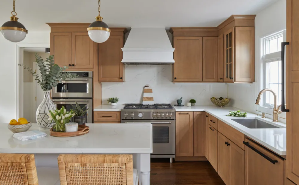 Modernt och varmt bondkök