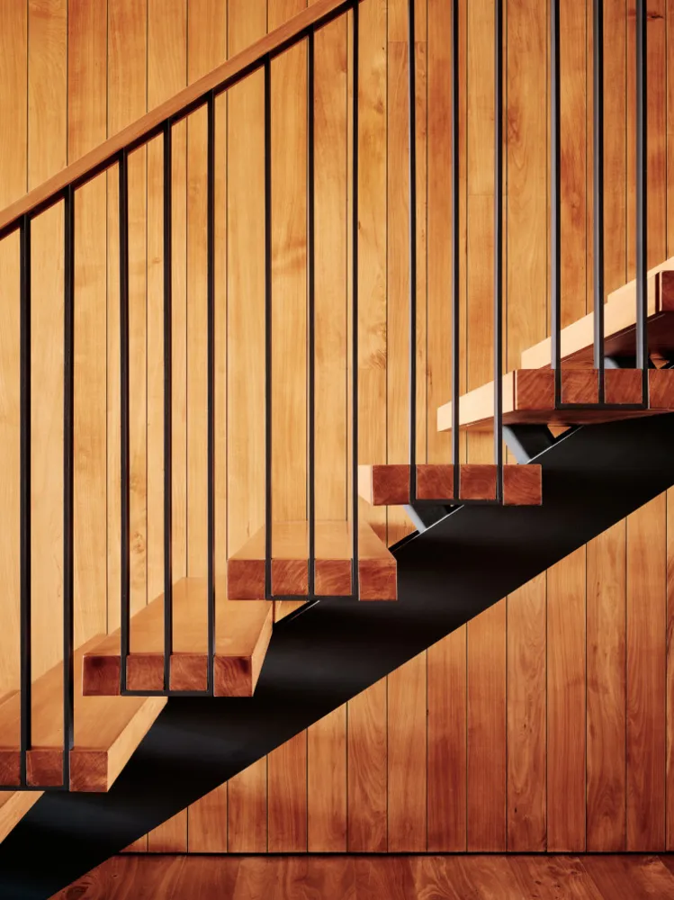 Servista Tour: nowoczesny dom surfingowy pełen kalifornijskiego rzemiosła