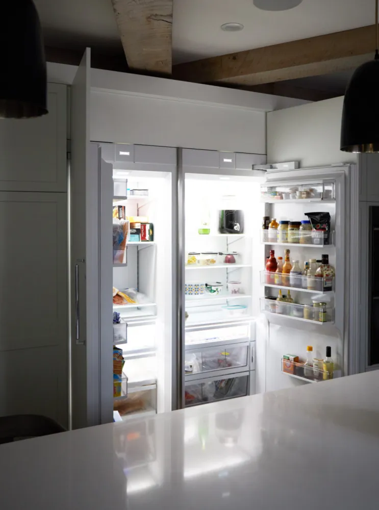 Dramatic Modern Farmhouse