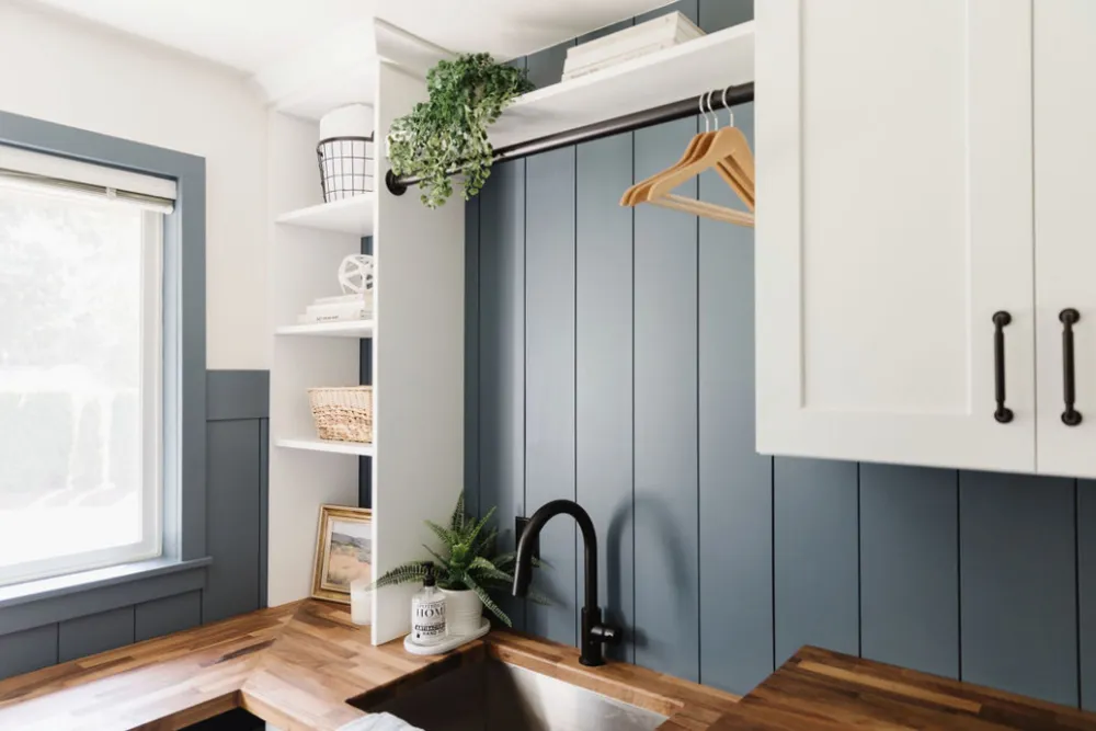 Campus Estates Bath & Laundry