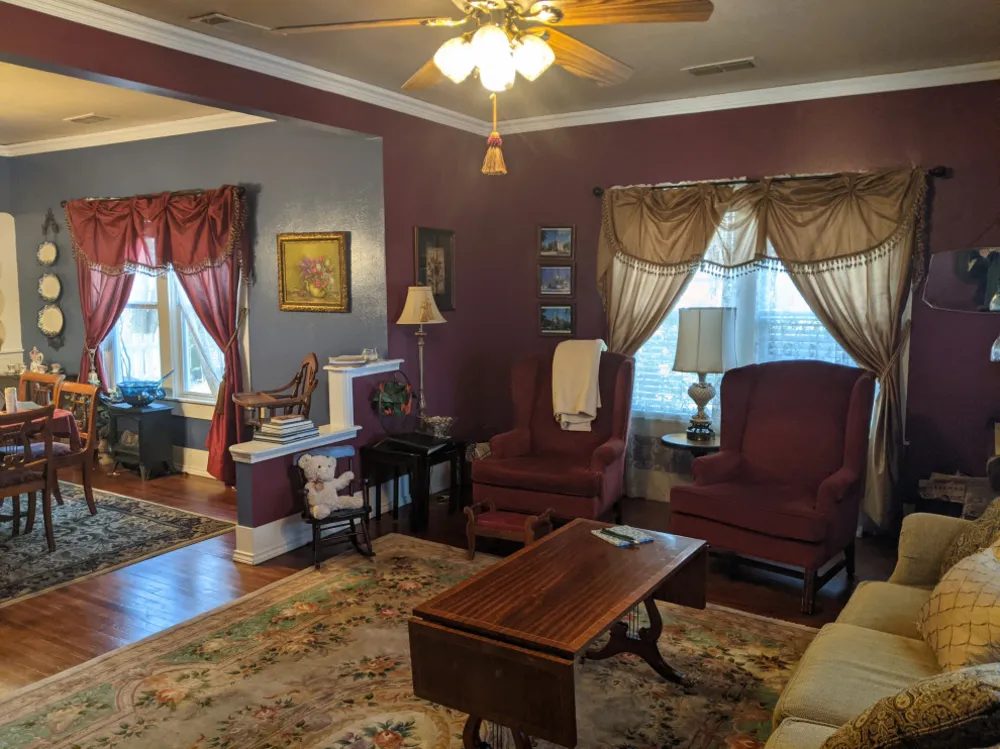 HT Urbanology Cottage