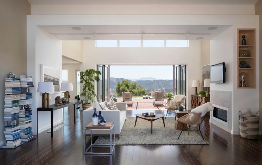 Los Angeles Breezehouse