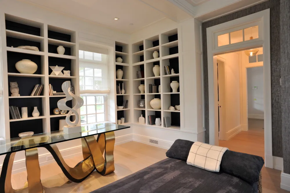 Встроенные стеллажи/мебель на заказ