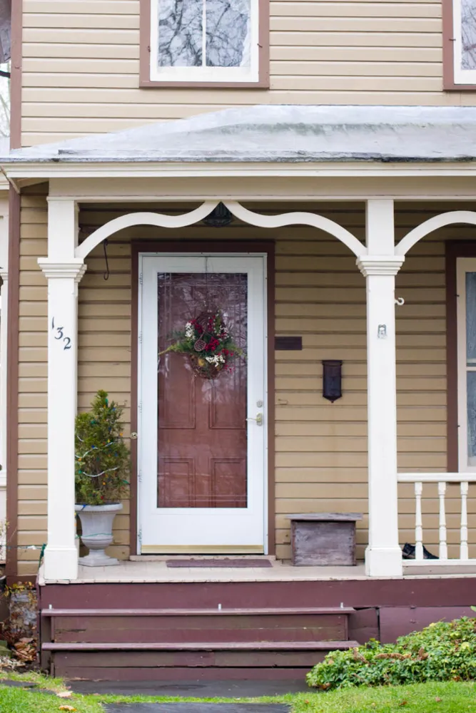 Rhinebeck, NY, Winter Decor
