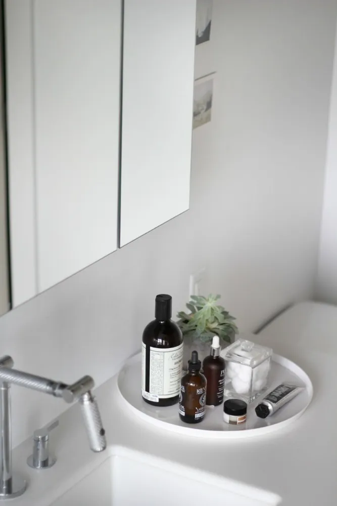 Modern Çiftlik Evi Banyosu