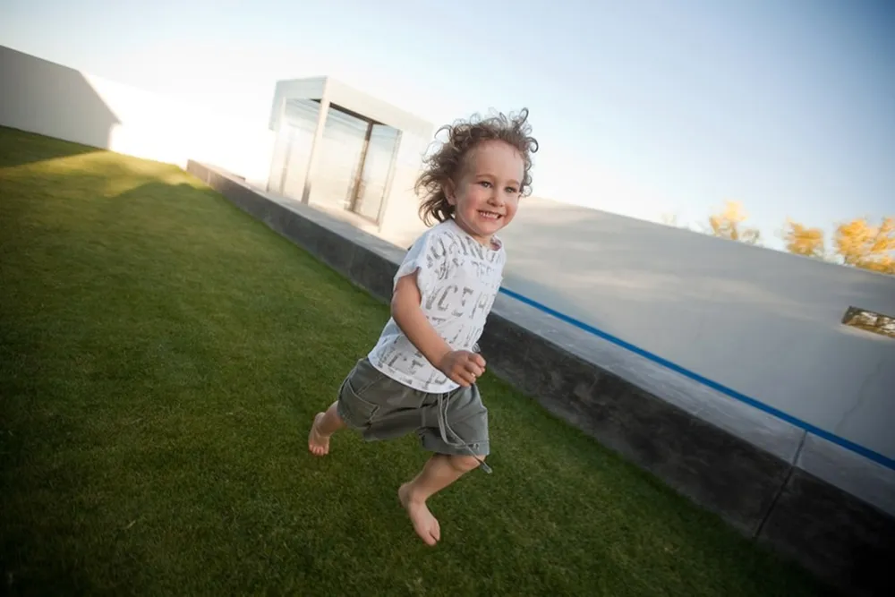 Ігровий двір на зимовій резиденції