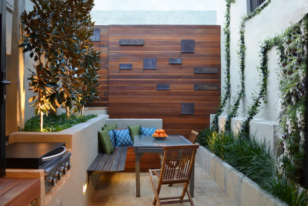 Birchgrove - Patio diminuto