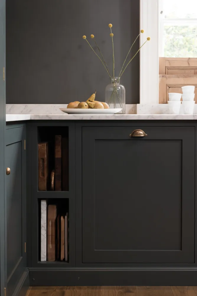 The Bloomsbury WC1 Kitchen by deVOL
