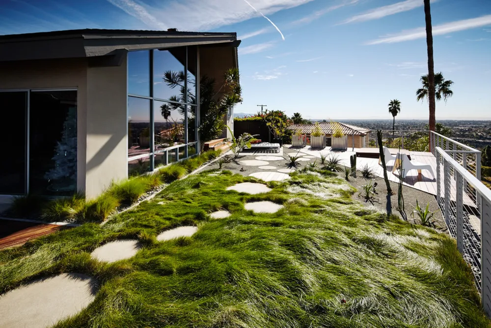 Mooch Designs - Midcentury Exterior Refresh