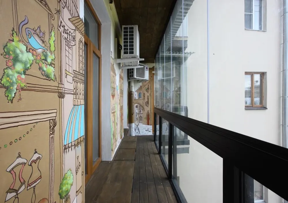 Алиса в стране чудес