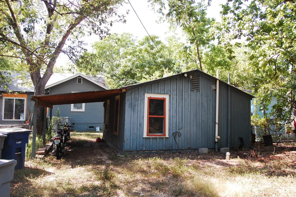 Treehouse Garage Apartment