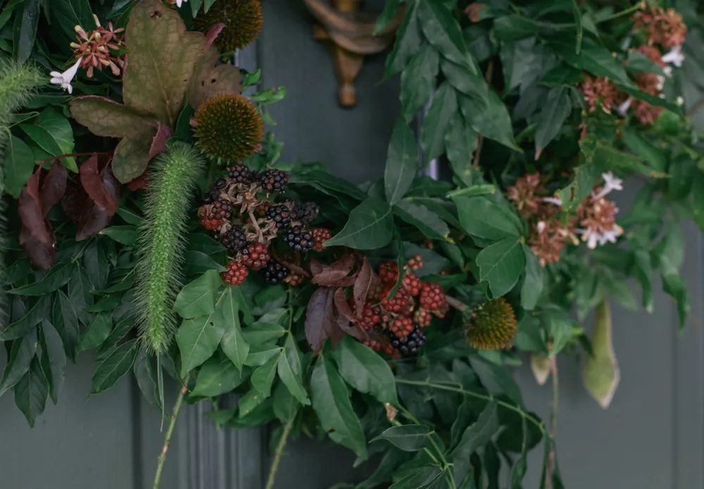 30 Dakikada Kendin Yap: Sonbahar İçin Kolay, Güzel ve Vahşi Bir Çelenk