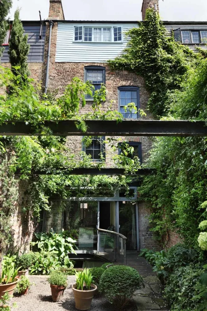 21 Wilkes Street