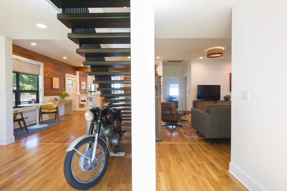 Hyde Parkin bungalowin kunnostus ja lisäys