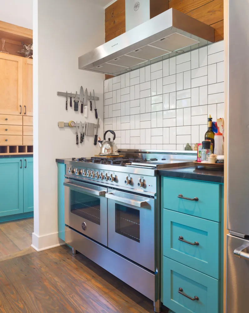 Hyde Parkin bungalowin kunnostus ja lisäys