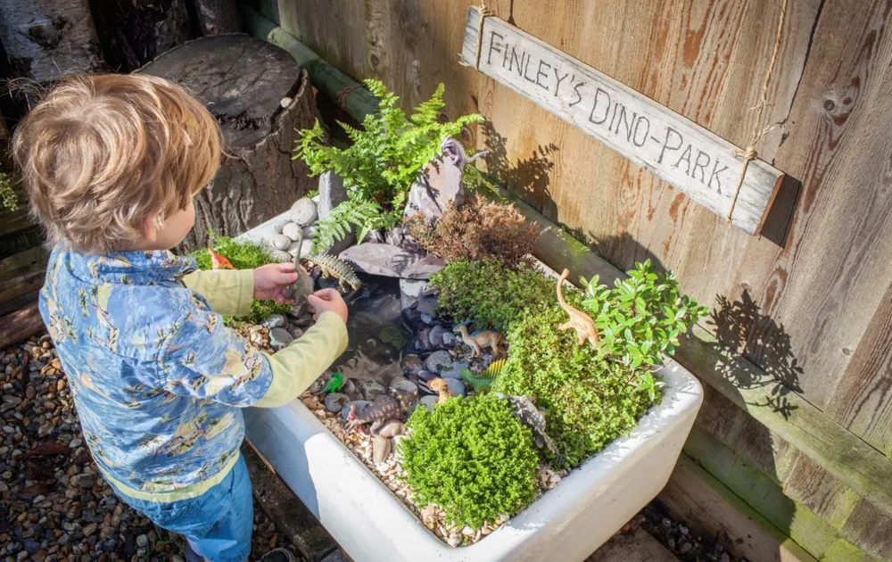 Minidinosaurusten puutarha