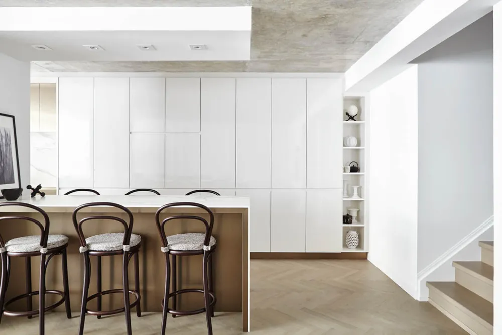 Dvouúrovňový apartmán v centru Toronta