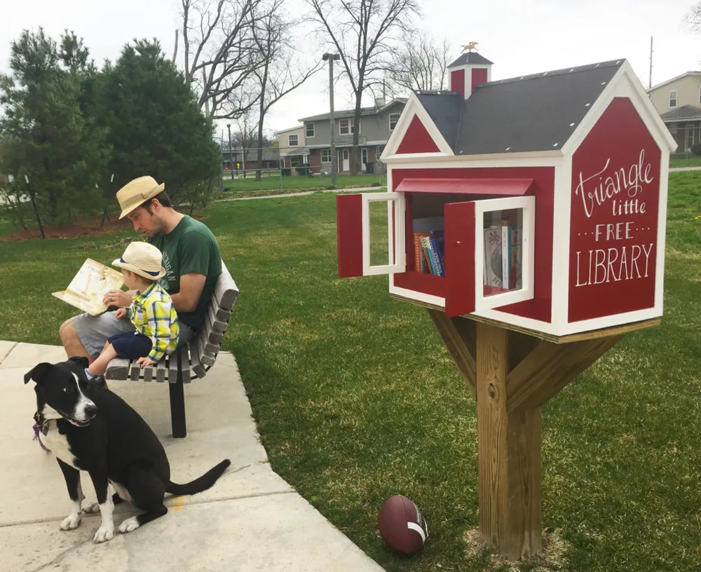 Pequeña biblioteca gratuita de Triangle
