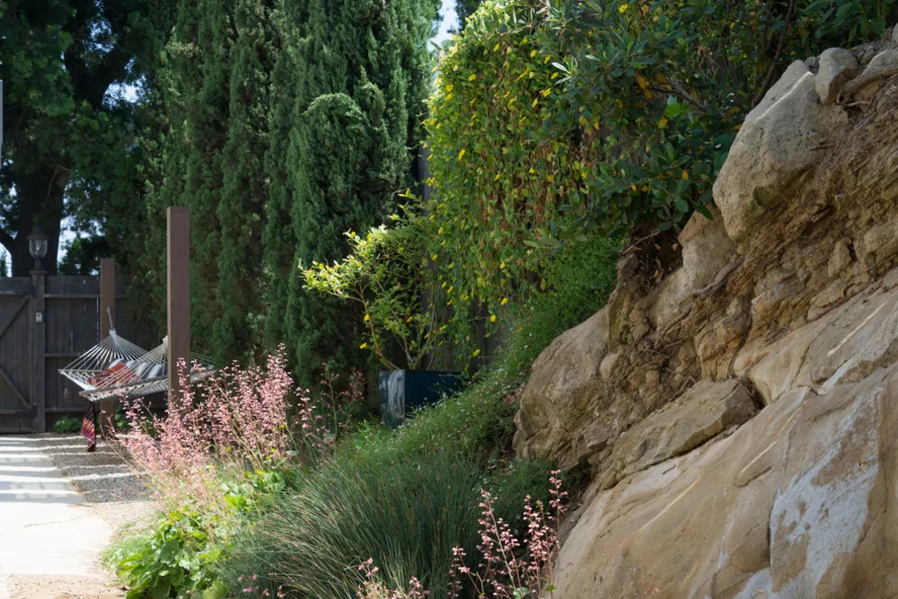 Hängematte im Seitenhof