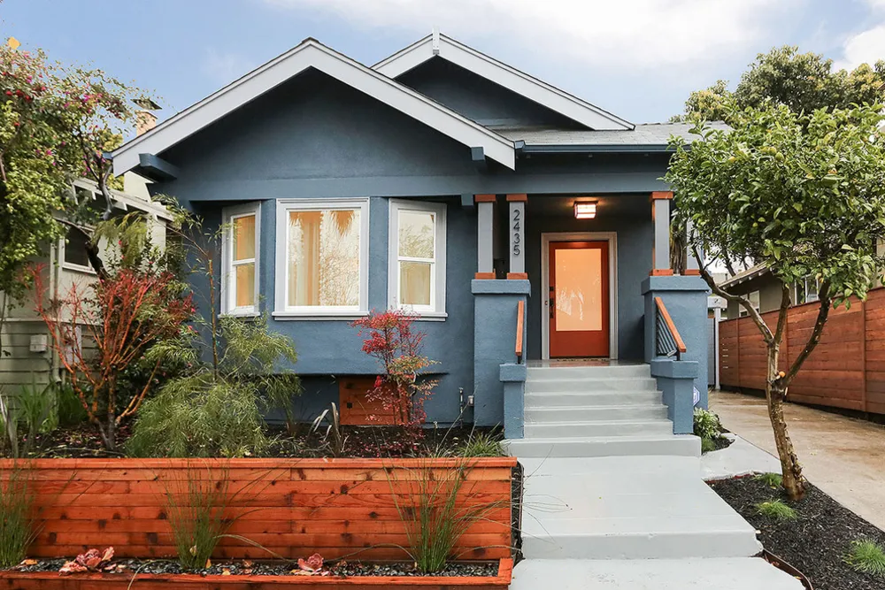 Craftsman Exterior
